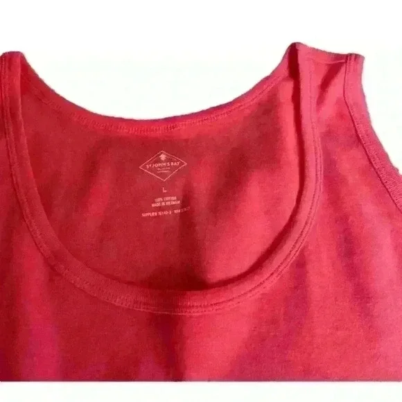 Women St John’s Bay size large tank top​​​​​​​​​​​​ - Picture 3 of 4